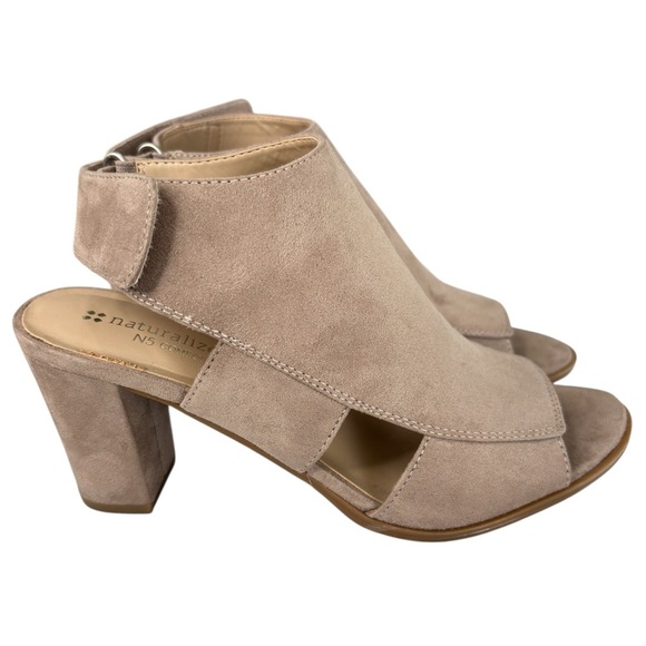 Naturalizer Shoes - Naturalizer Lucky Block Heel Sandals Womens Shoe Size 7 M Beige Vegan Leather